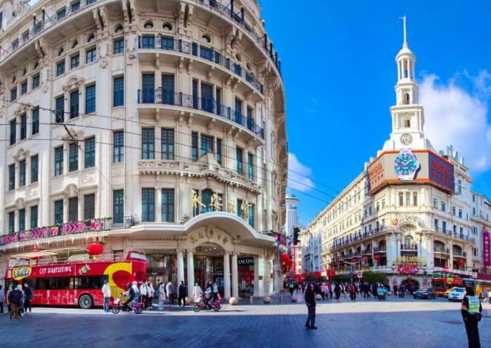 時尚的上海南京路