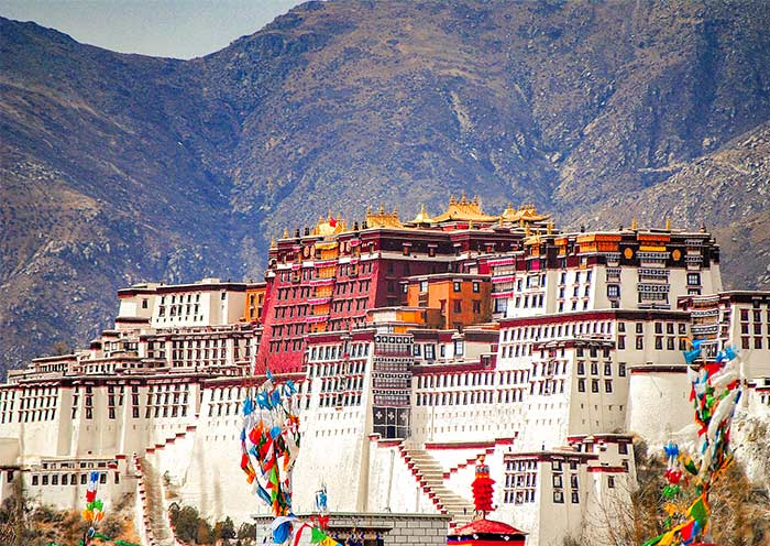 莊嚴的布達拉宮